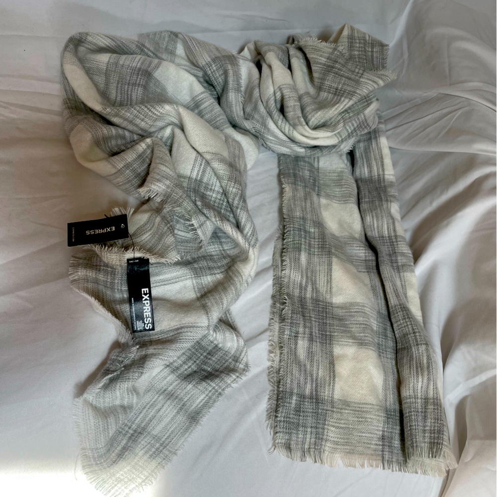 Men’s express scarf